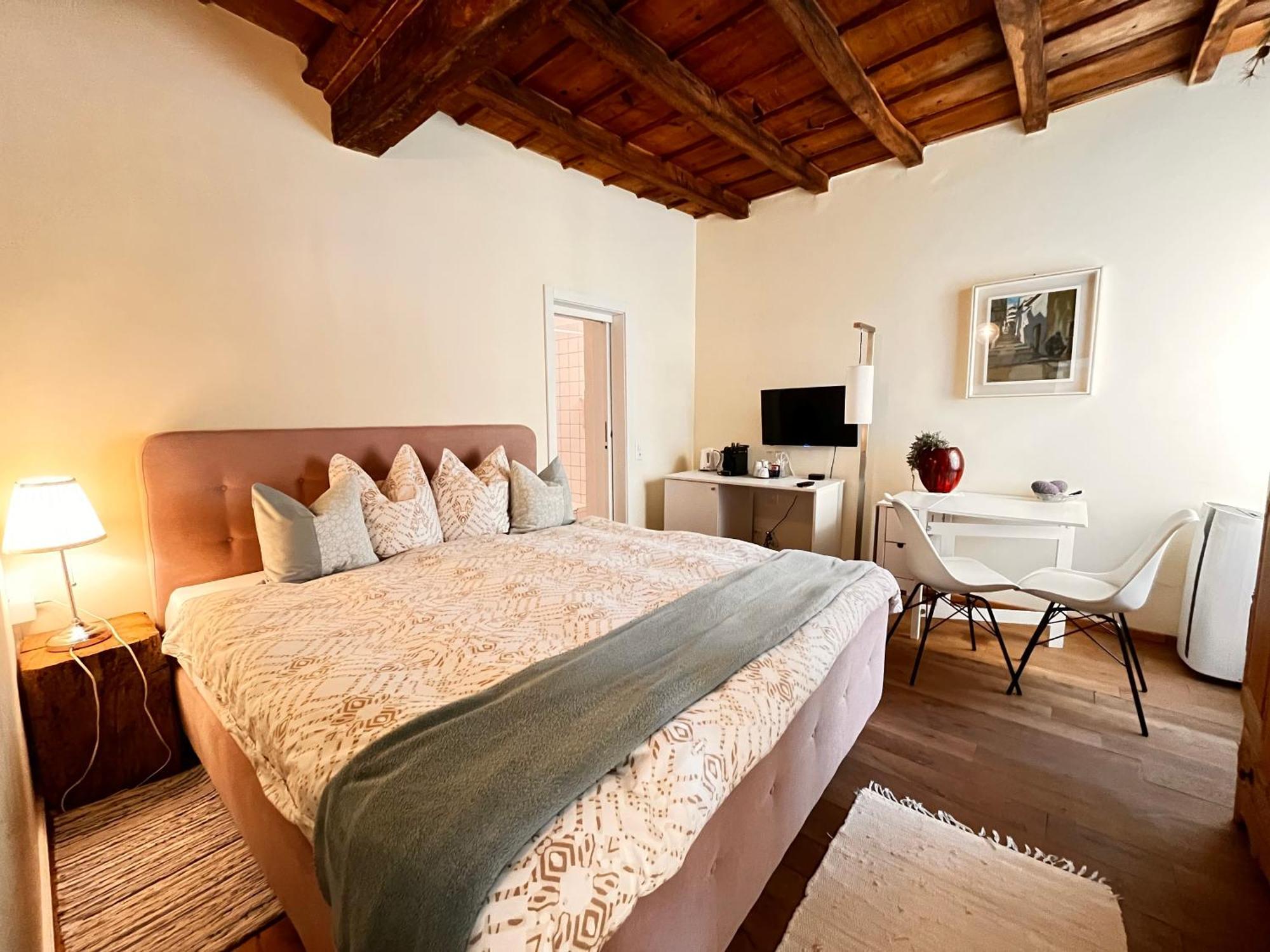 Romantico Palazzo Dei Ulivi Purasca Eksteriør billede