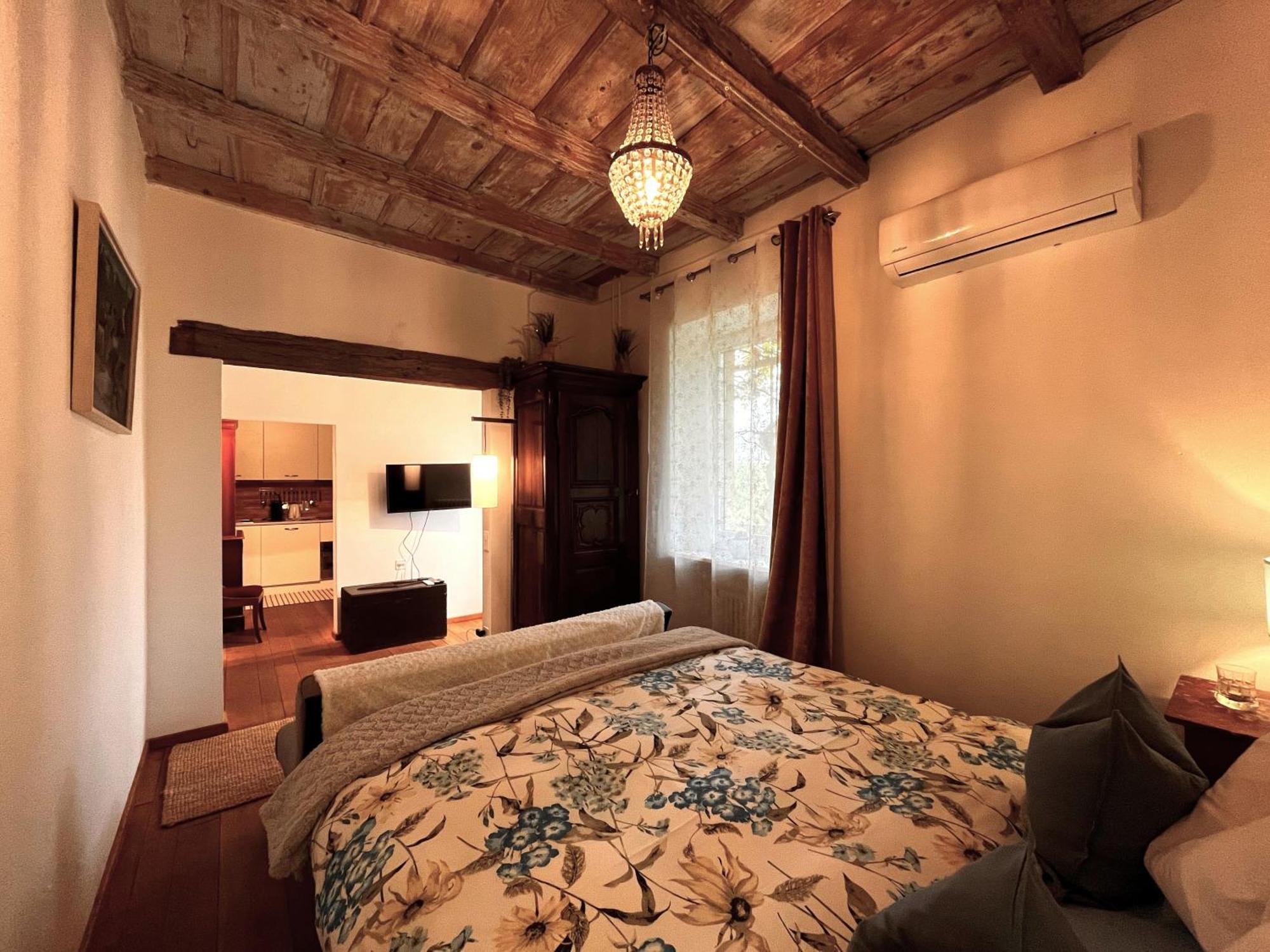 Romantico Palazzo Dei Ulivi Purasca Eksteriør billede